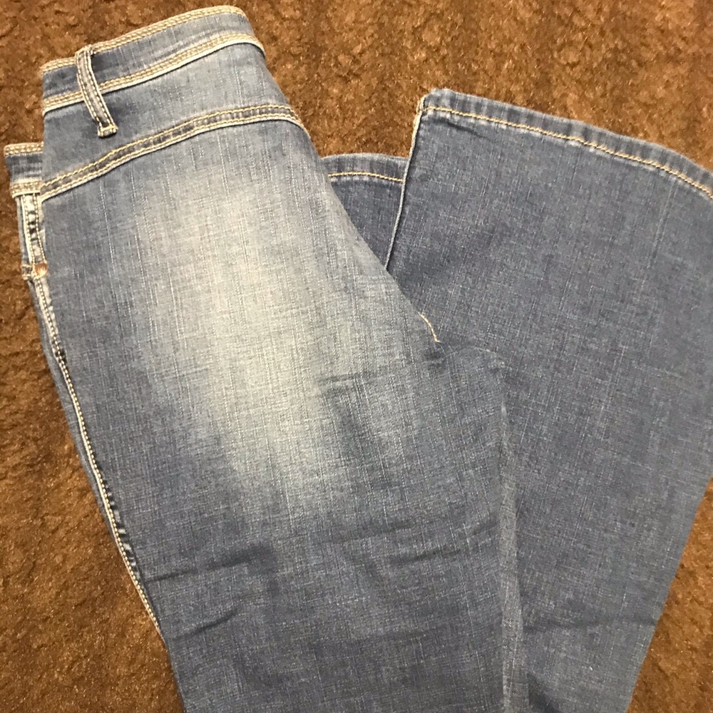 Wrangler flare bottoms
